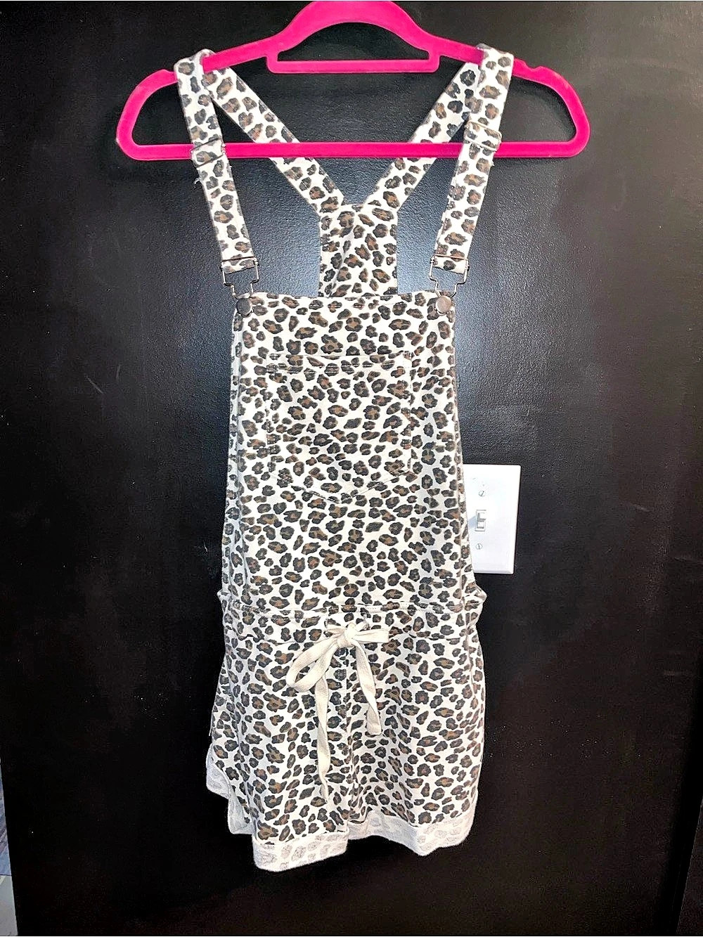 Altard State Leopard Print Romper Size Medium Like New